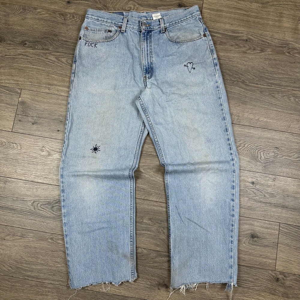 Vintage Levis 550 Jeans Adult 34x36 Blue Light Wash Relaxed Fit Denim Hand Drawn